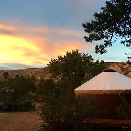 Escalante Yurts - Luxury Lodging Ngoại thất bức ảnh