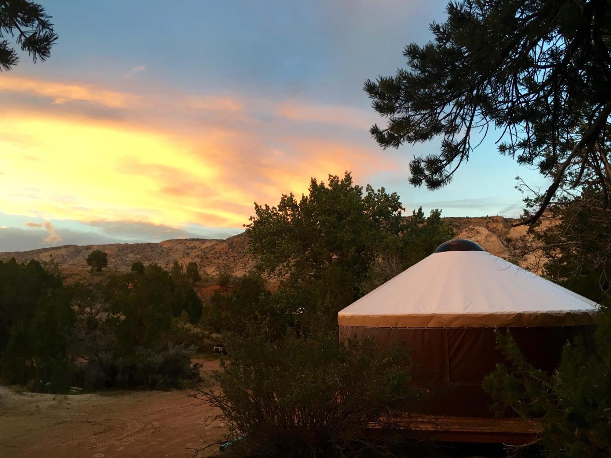Escalante Yurts - Luxury Lodging Ngoại thất bức ảnh